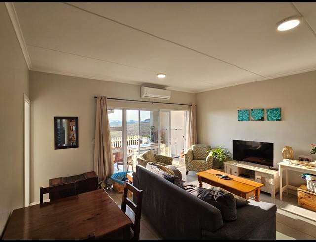 3 BEDROOM APARTMENT FOR SALE IN MANOR ESTATES